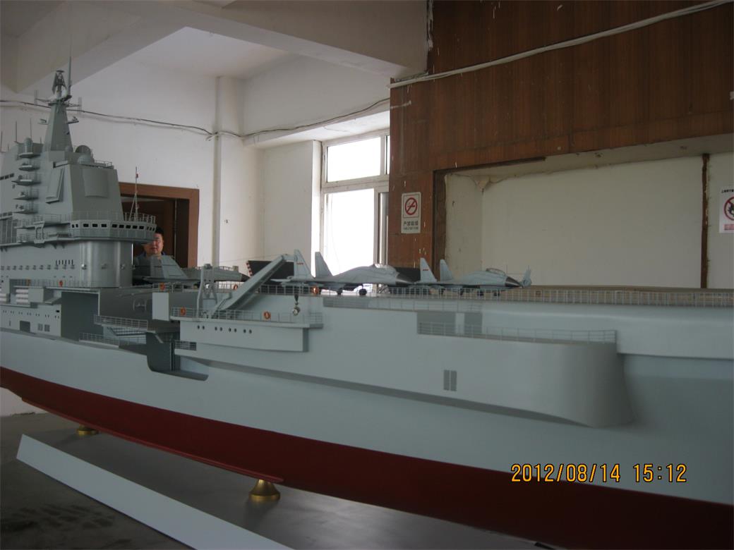 海南辽宁舰模型